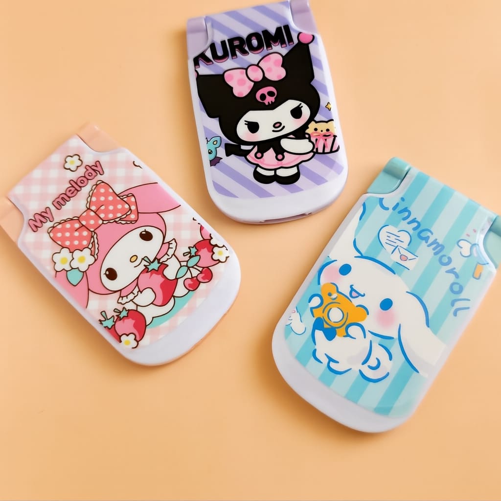 Pocket mirror with comb